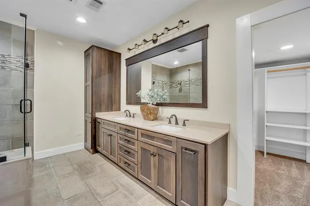 $820,000 | 6227 Lakeshore Drive, Dallas, TX 75214