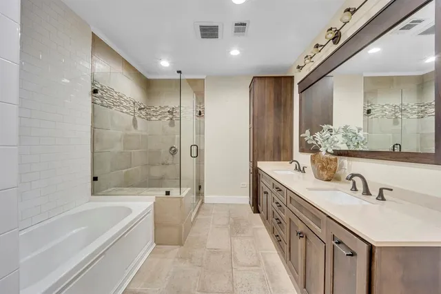 $820,000 | 6227 Lakeshore Drive, Dallas, TX 75214