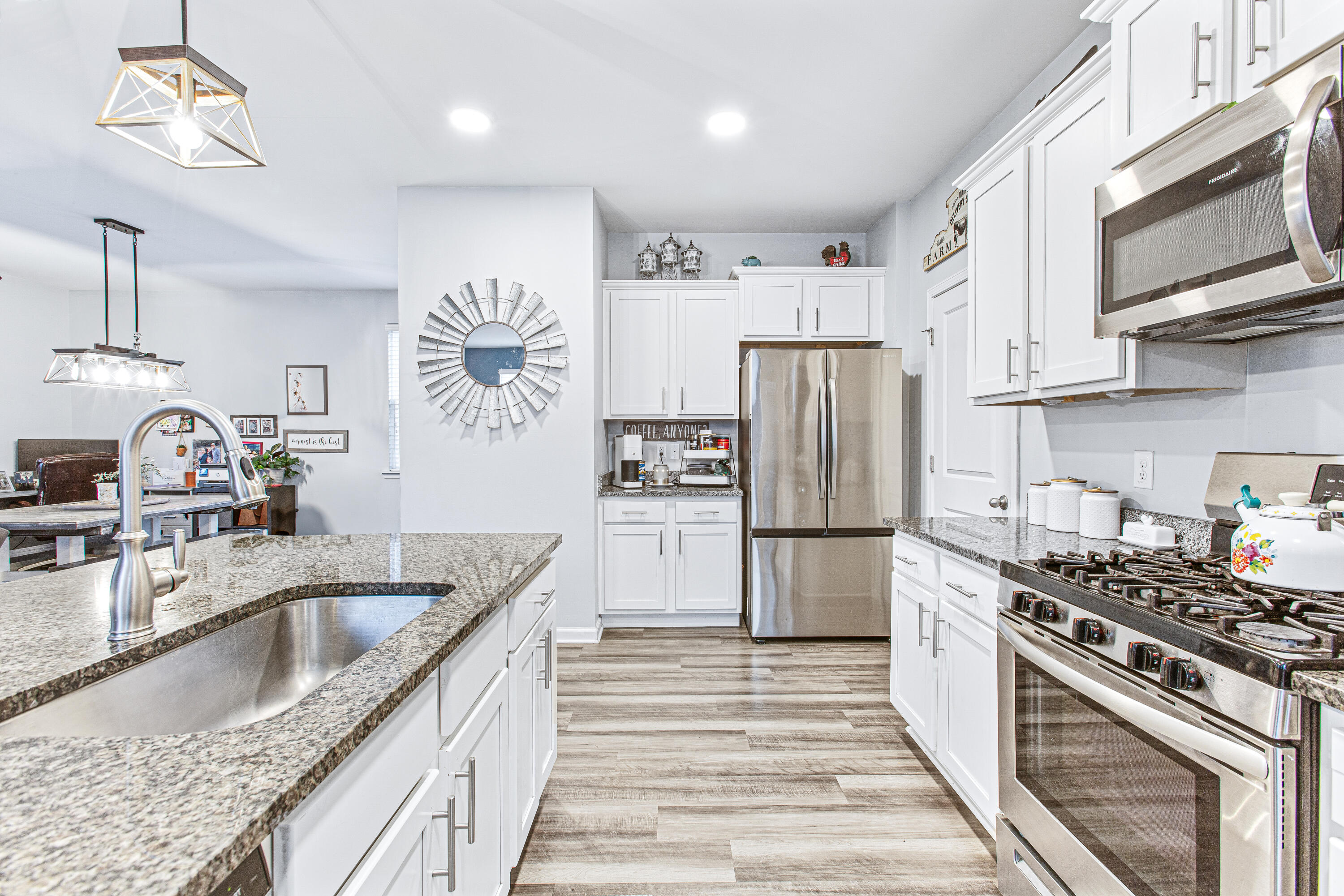 212 Goshen Road Moncks Corner, SC 29461 - Photo 8 of 39 212GoshenRd.NicoleBurbagePhotography-6