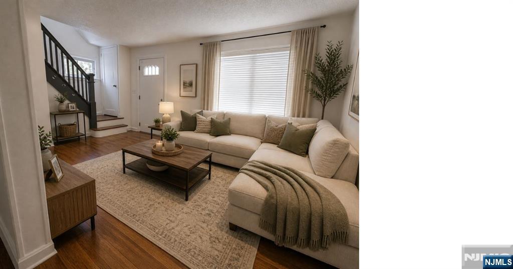 390 Chestnut Street Paramus, NJ 07652 - Photo 3 of 8