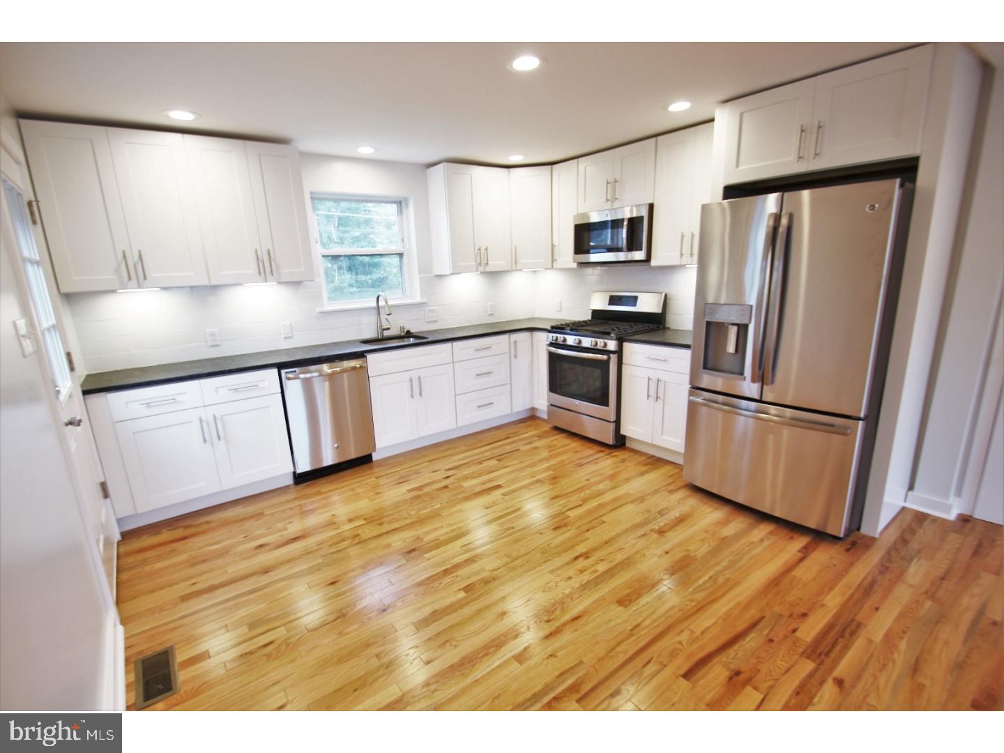 504 Buse Street Ridley Park, PA 19078 - Photo 5 of 21 Gallery Image 5