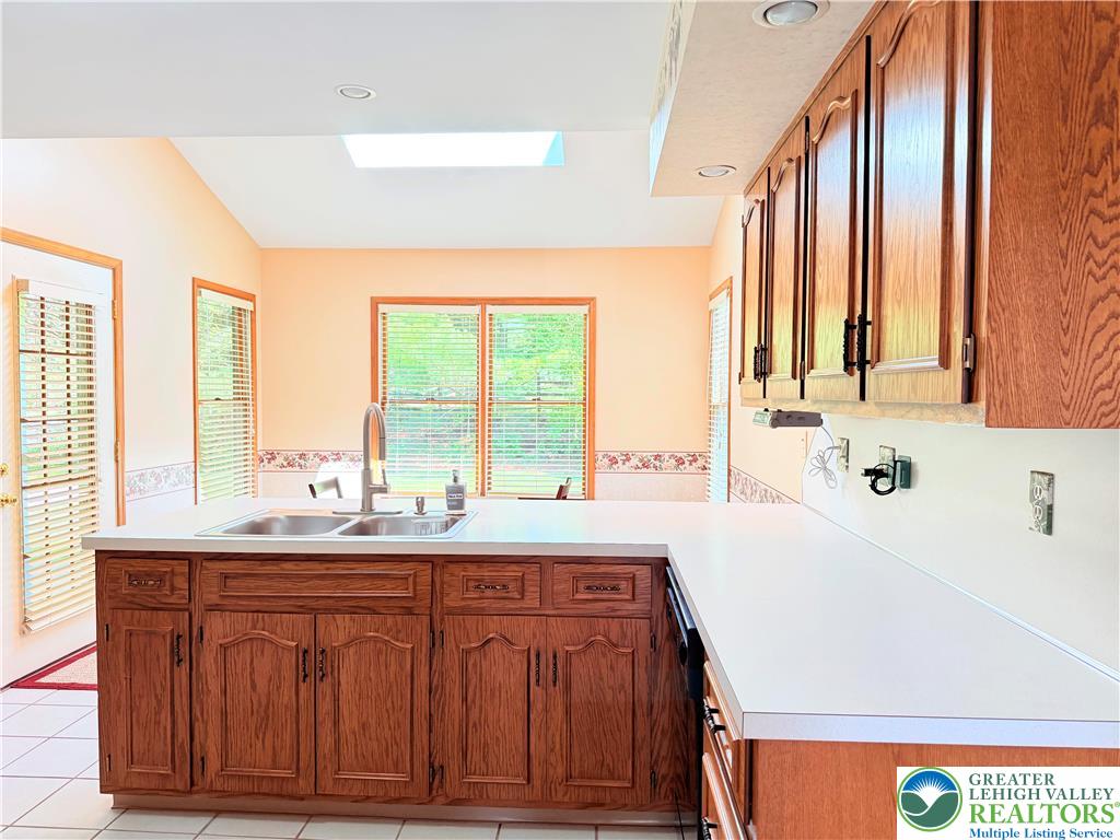4165 Alder Road Bethlehem, PA 18020 - Photo 10 of 42 a bathroom with a sink a vanity and a mirror