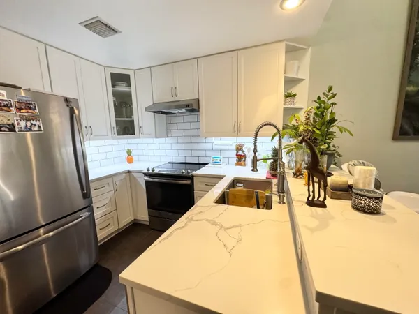 $2,500 | 7174 Sportsman Drive, North Lauderdale, FL 33068