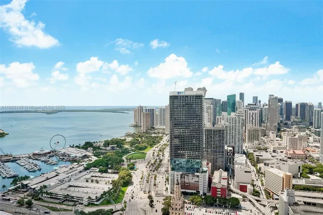 $980,000 | 888 Biscayne Boulevard, Unit 5004, Miami, FL 33132