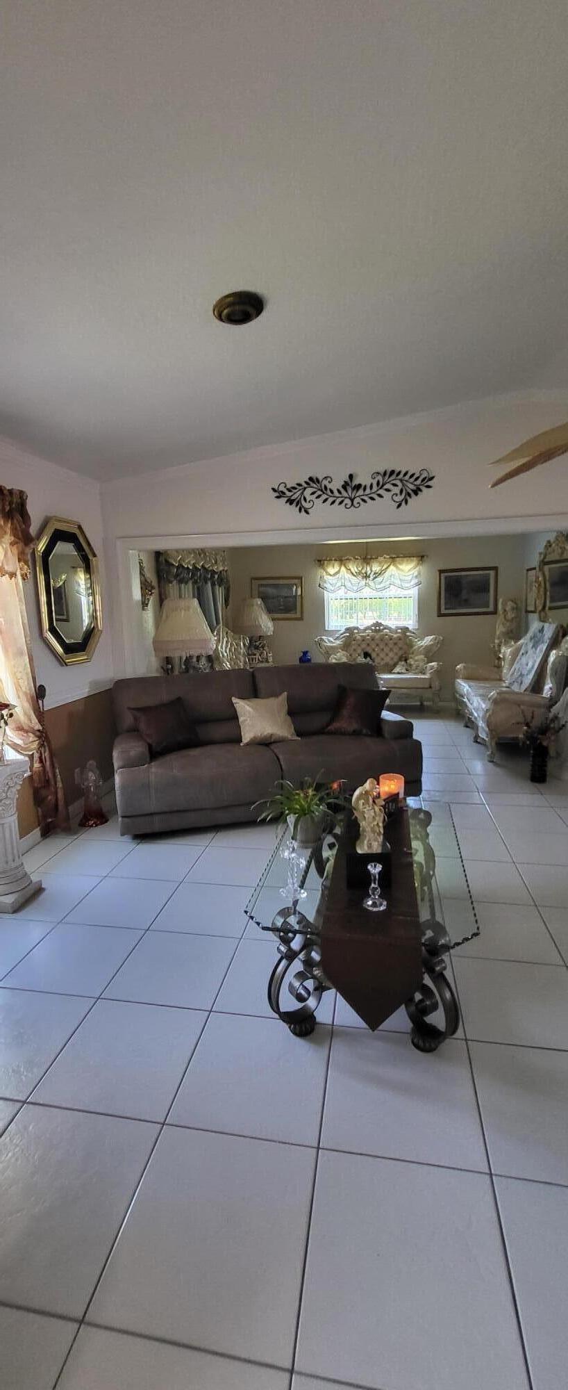 15720 Philodendron Circle Delray Beach, FL 33484 - Photo 8 of 19 20230504_132124