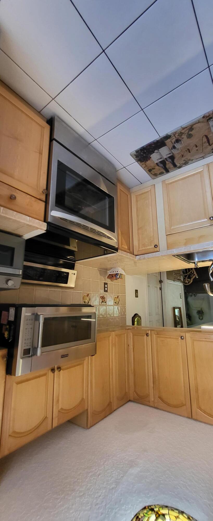 15720 Philodendron Circle Delray Beach, FL 33484 - Photo 10 of 19 20230504_132406