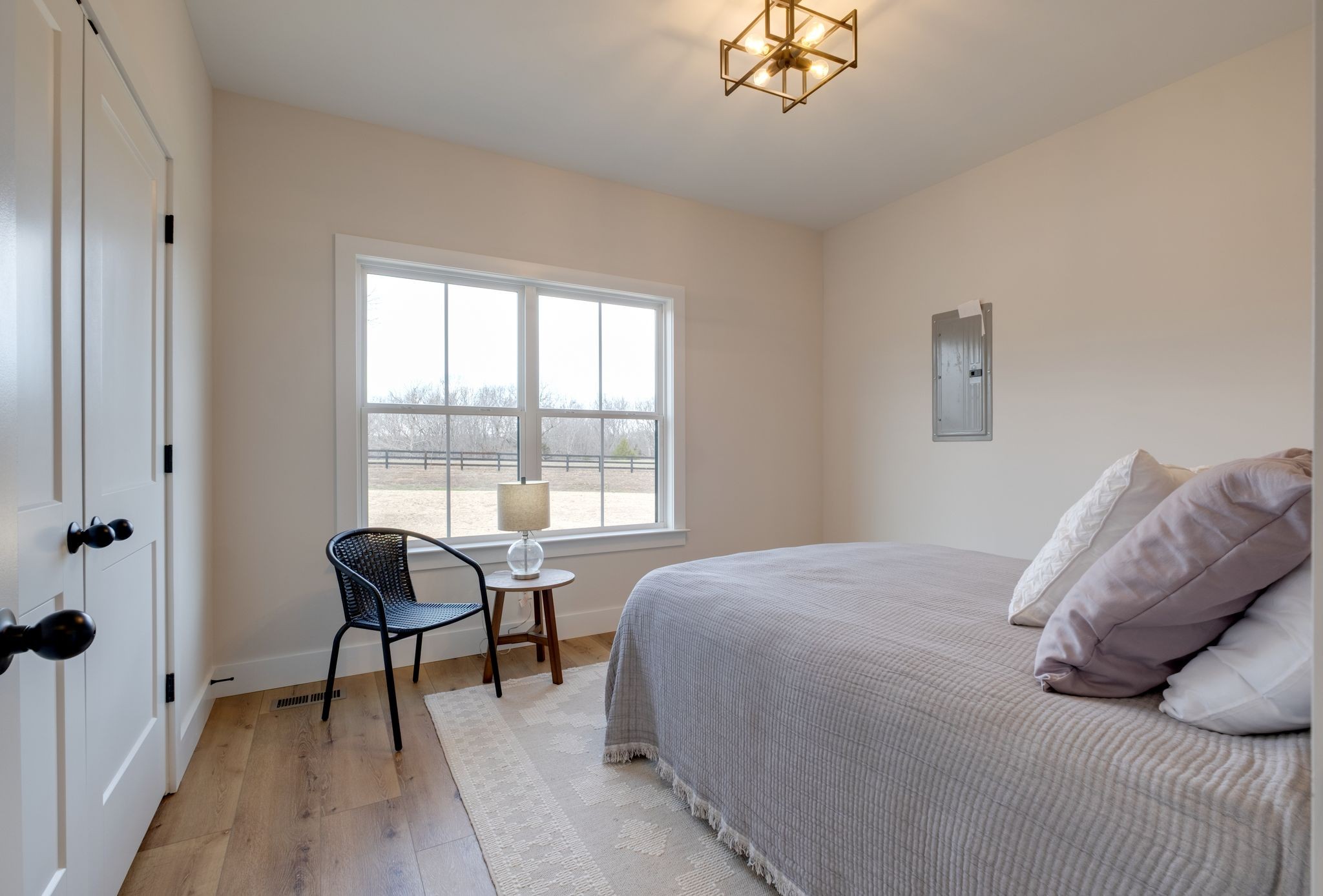 1280 Old County House Road Charlotte, TN 37036 - Photo 19 of 26 a bedroom with a bed and a window