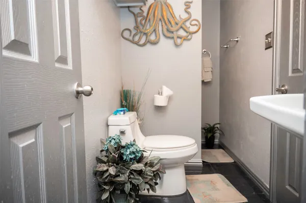 $1,100 | 1015 11th Street, Galveston, TX 77550