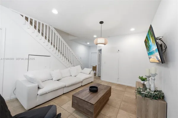 $365,000 | 5918 Woodlands Boulevard, Tamarac, FL 33319