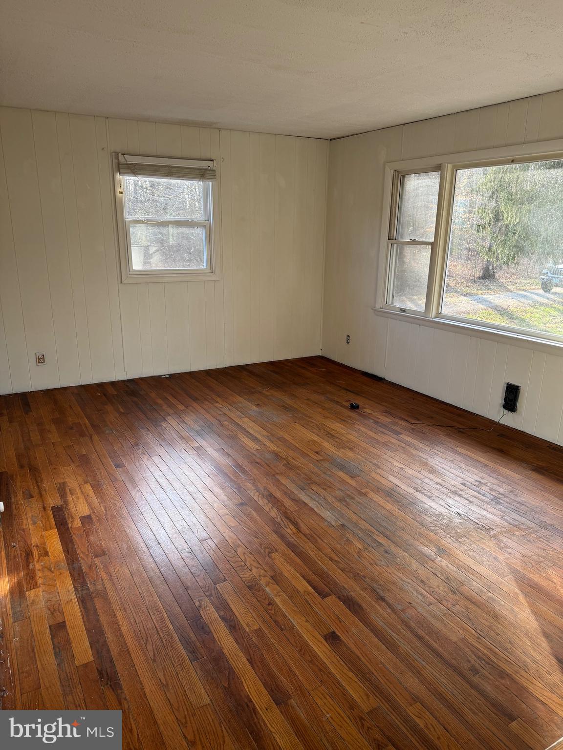 11289 Gregg Road Denton, MD 21629 - Photo 2 of 26 hardwood floors
