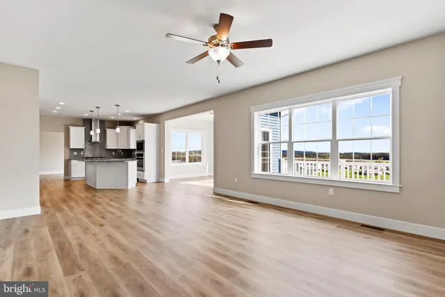 $699,900 | 4487 Continental Drive, Harrisburg, PA 17112