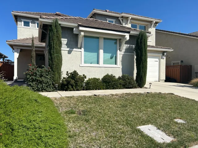 $3,600 | 18006 Silver Springs Way, Lathrop, CA 95330