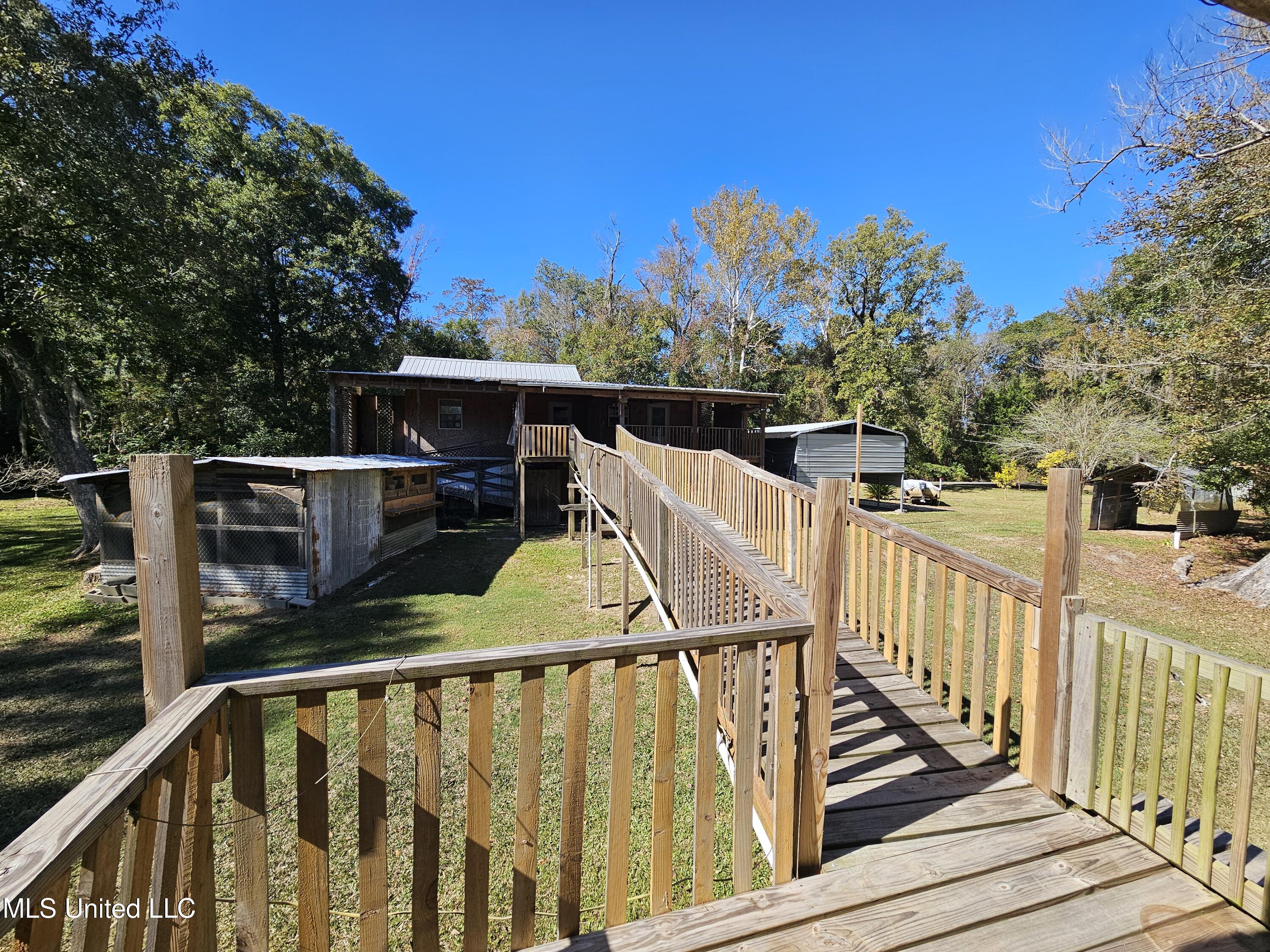 146 Oak Point Road Picayune, MS 39466 - Photo 22 of 40 Walk way to home