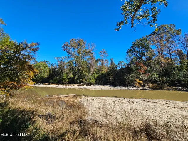 $128,500 | 146 Oak Point Road, Picayune, MS 39466