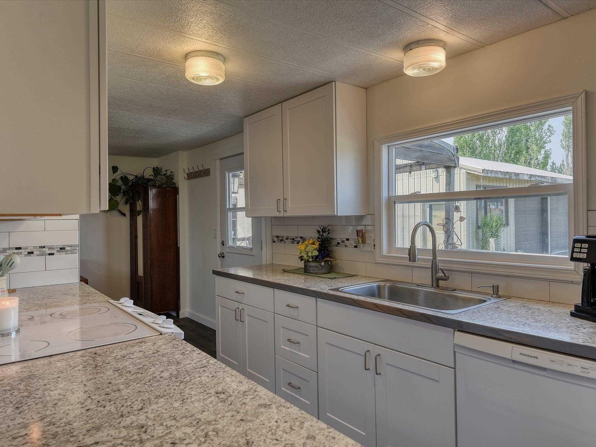 322 West Stutler Road Spokane, WA 99224 - Photo 6 of 50
