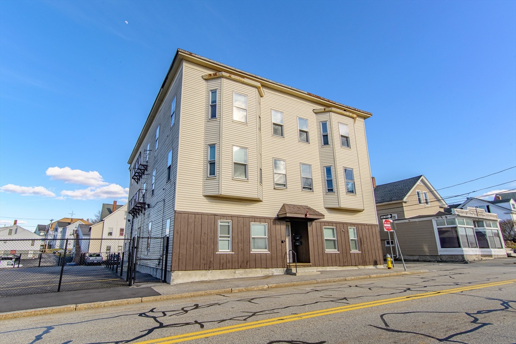 79 School Street, Unit 1ST FL FR Webster, MA 01570 - Photo 18 of 18