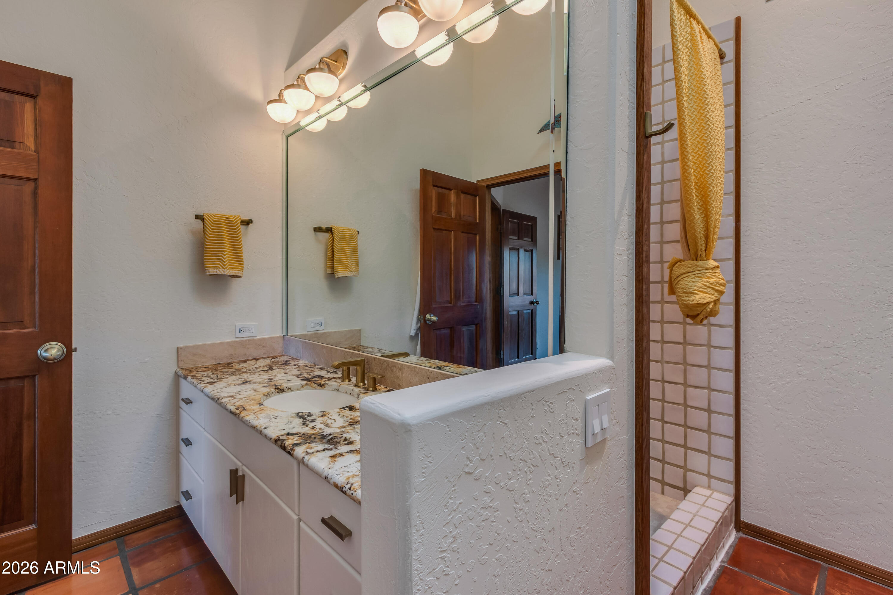 45 Kashmir Road Sedona, AZ 86336 - Photo 21 of 44 MS5A3696