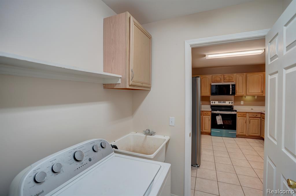 6407 Beecher Road Flint, MI 48532 - Photo 28 of 49 Gallery Image 28