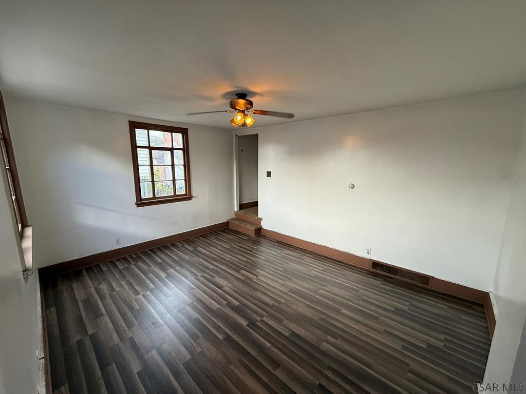 151 R Stackhouse Street Johnstown, PA 15906 - Photo 6 of 30