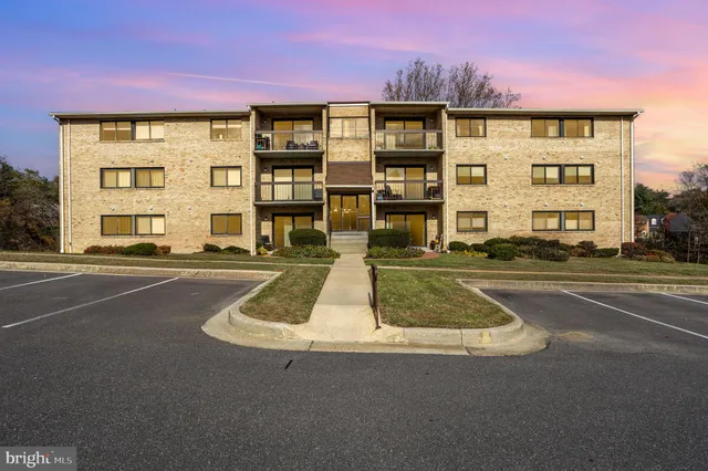 $246,500 | 3 Summit Hill Court, Unit B2, Baltimore, MD 21228