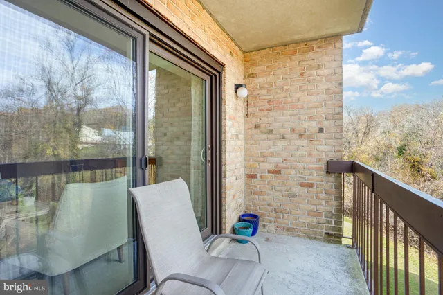 $246,500 | 3 Summit Hill Court, Unit B2, Baltimore, MD 21228