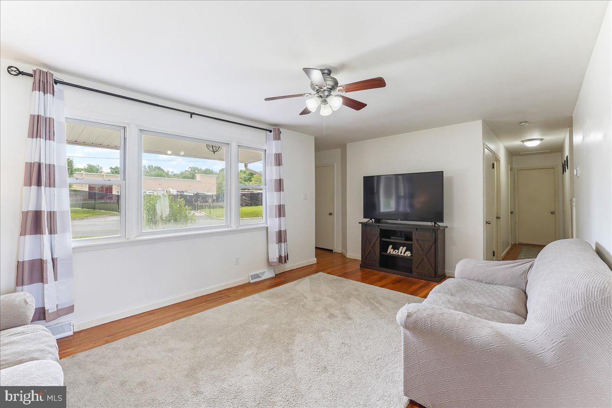 210 White Hall Road Elkton, MD 21921 - Photo 5 of 17 Gallery Image 5