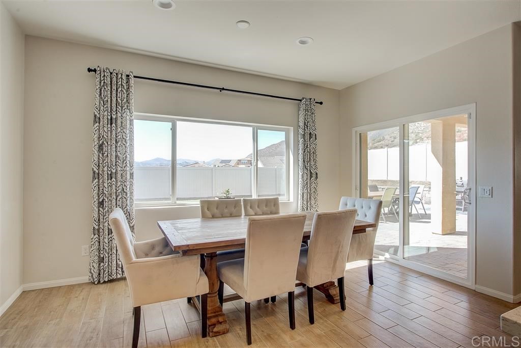 406 Calabrese Street Fallbrook, CA 92028 - Photo 6 of 24 Gallery Image 6
