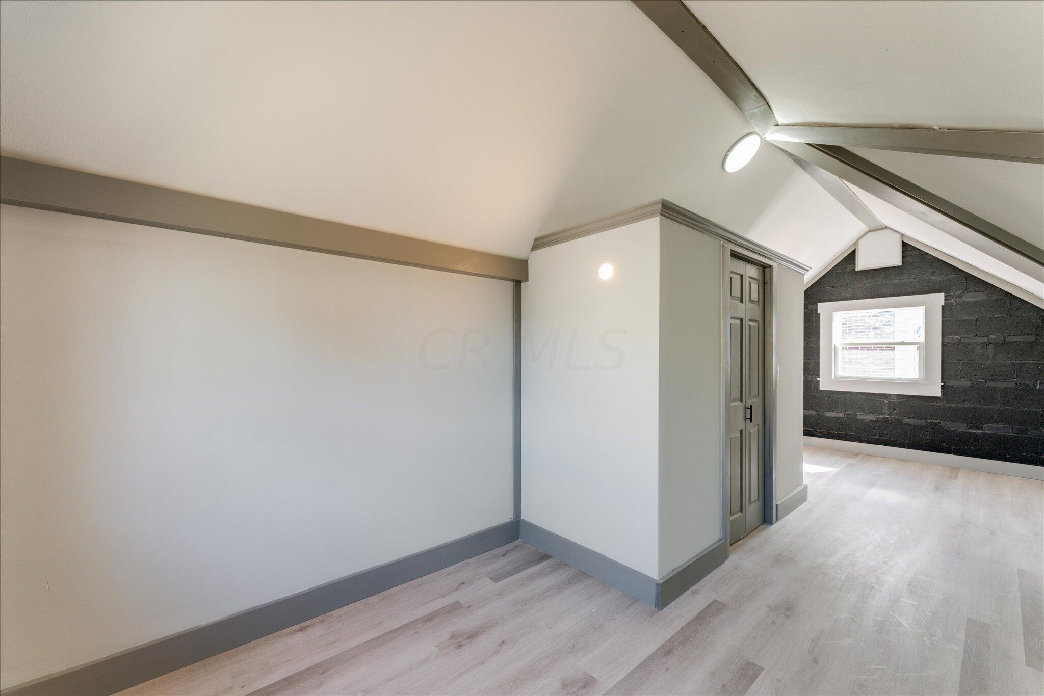 953 Berkeley Road Columbus, OH 43206 - Photo 27 of 41 14-dsc00573-dsc00575