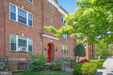 $169,500 | 1446 Tuckerman Street Northwest, Unit 307, Washington, DC 20011