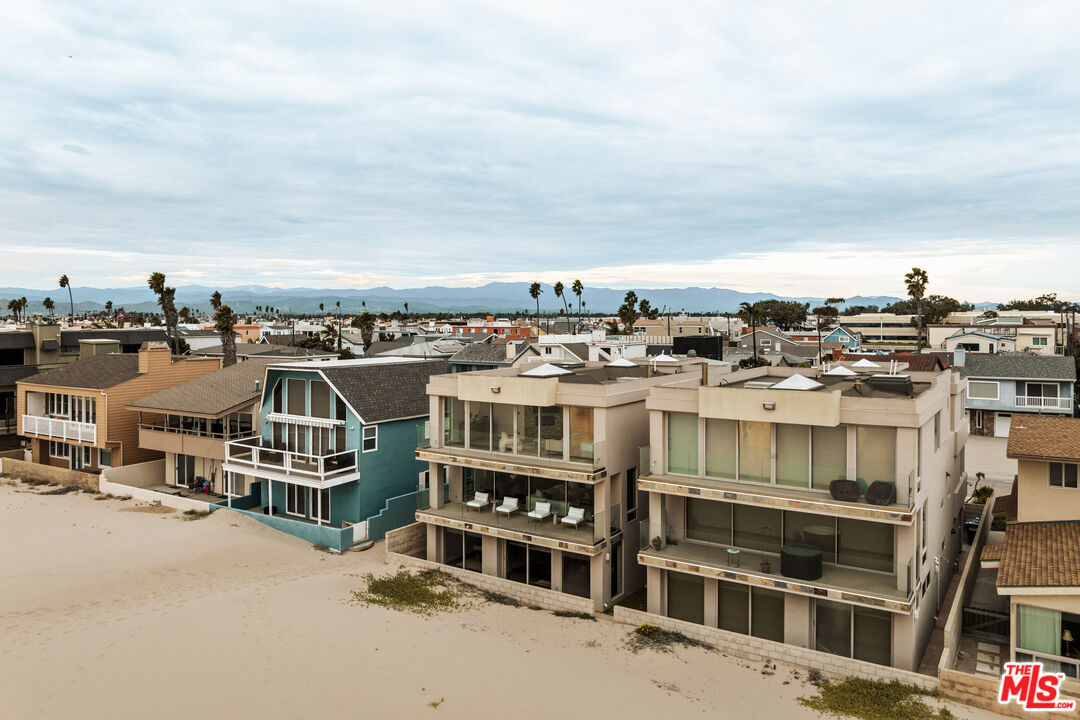 1825 Ocean Drive Oxnard, CA 93035 - Photo 26 of 29 a view of a large building