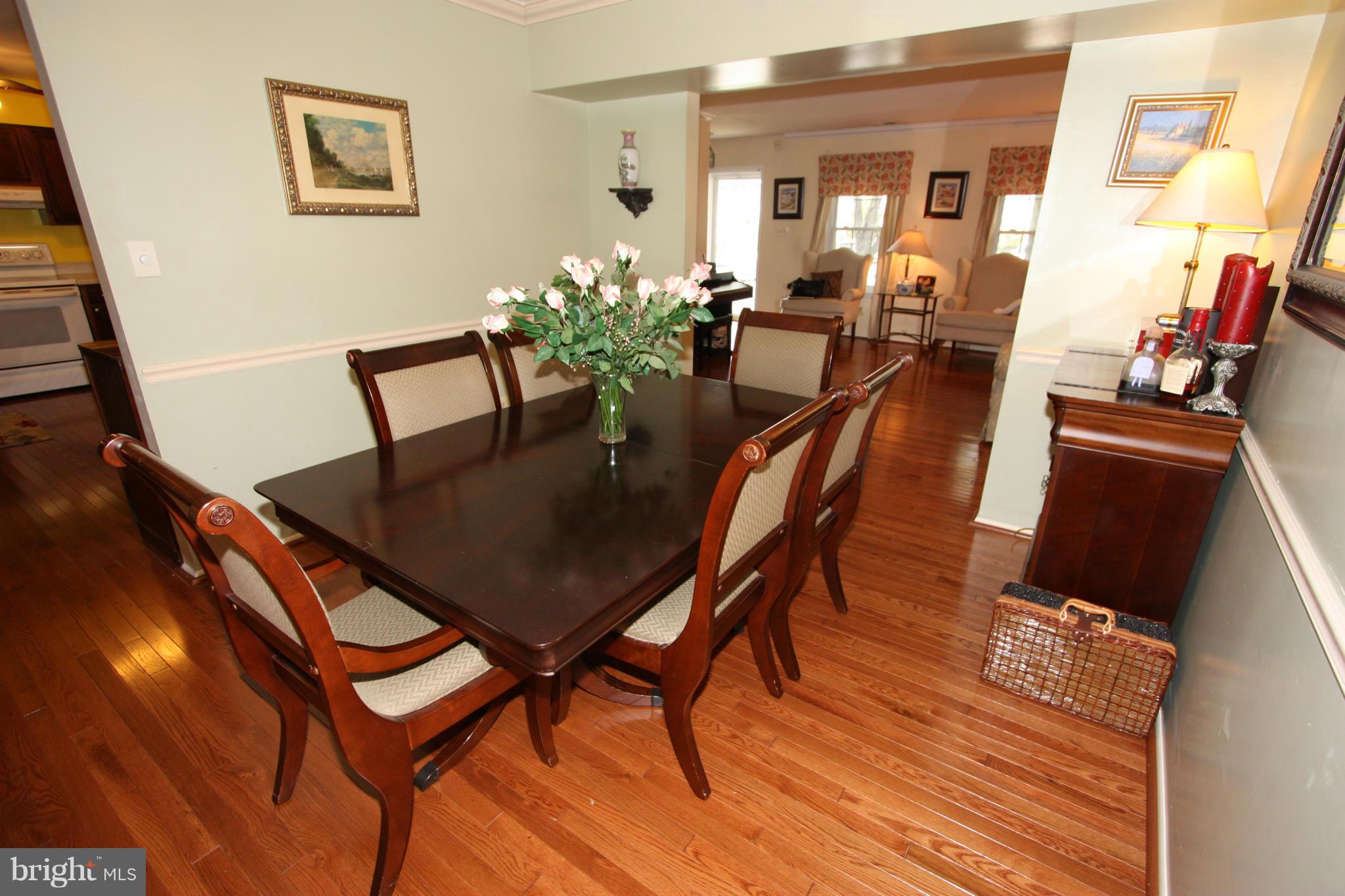 8644 Heathermill Road Nottingham, MD 21236 - Photo 7 of 30 CHAIR RAILING AND CROWN MOLDING ... ADDED FEATURES