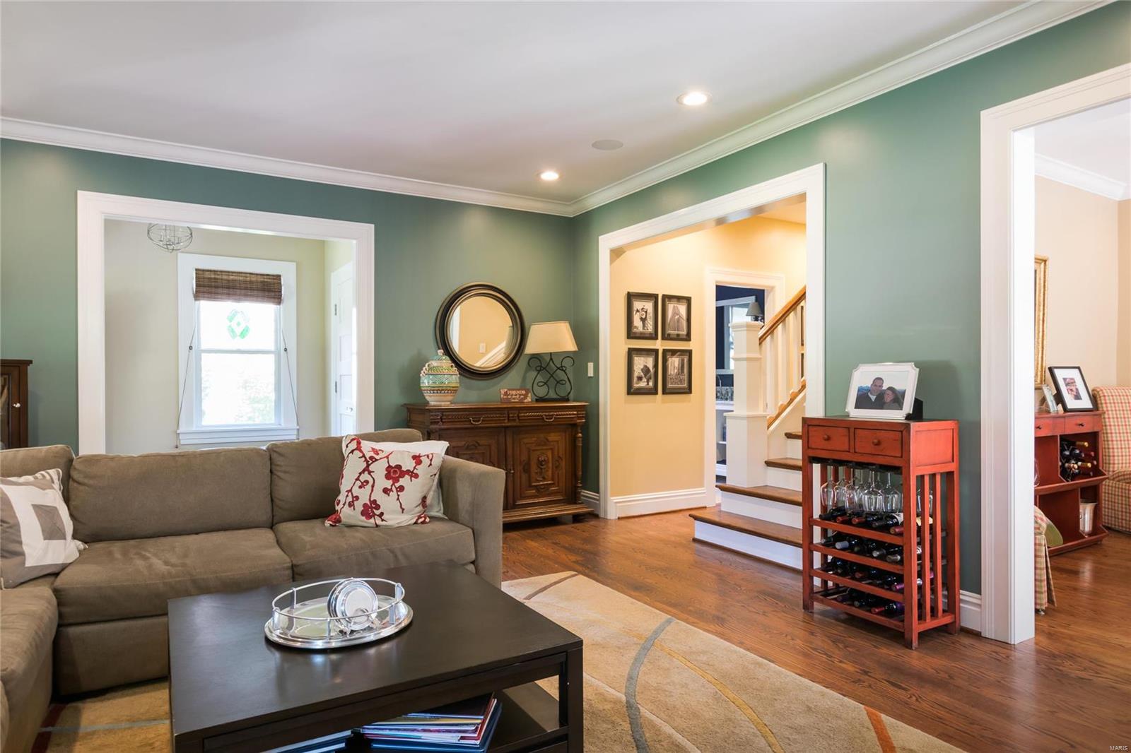 123 West Jackson Road St. Louis, MO 63119 - Photo 14 of 43 Gallery Image 14