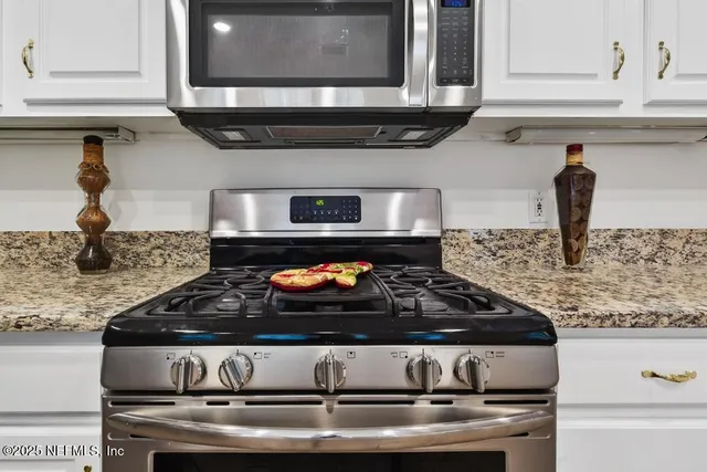 $999,900 | 53 Tallwood Road, Jacksonville Beach, FL 32250