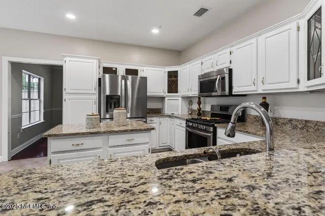 $999,900 | 53 Tallwood Road, Jacksonville Beach, FL 32250