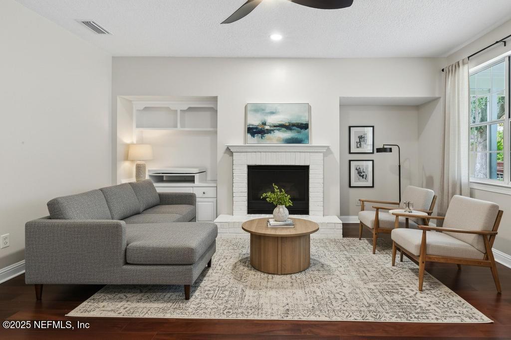 53 Tallwood Road Jacksonville Beach, FL 32250 - Photo 17 of 62 Family room