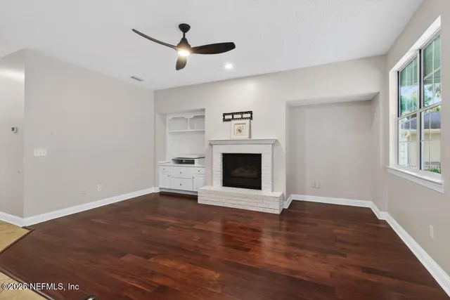 $999,900 | 53 Tallwood Road, Jacksonville Beach, FL 32250