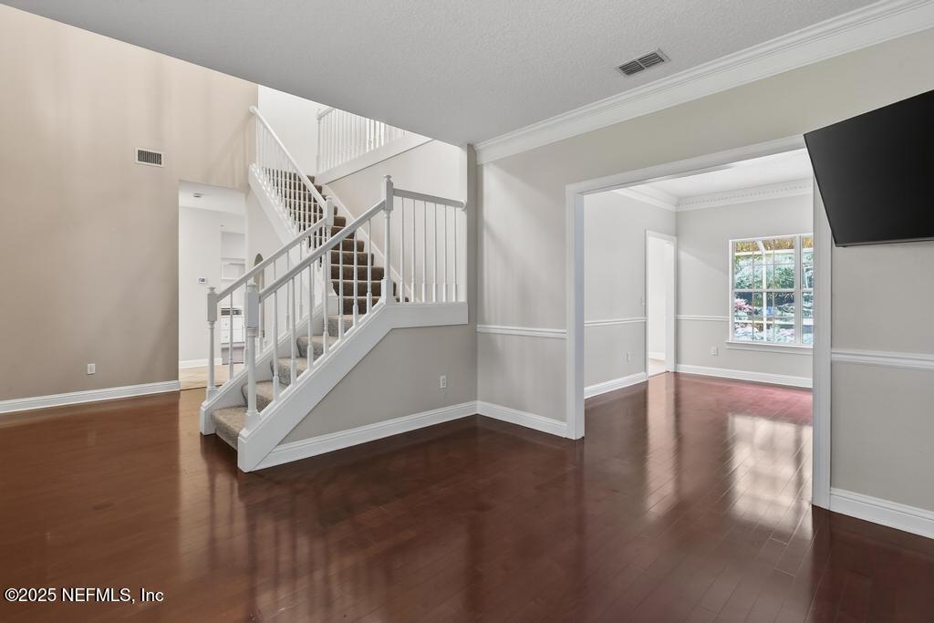 53 Tallwood Road Jacksonville Beach, FL 32250 - Photo 24 of 62 Living room