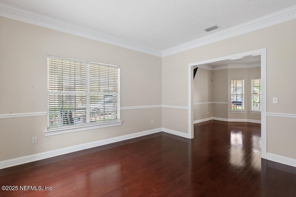 53 Tallwood Road Jacksonville Beach, FL 32250 - Photo 28 of 62 Dining room