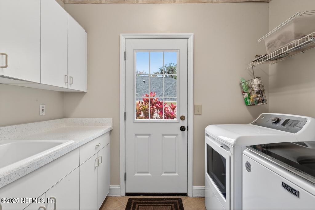 53 Tallwood Road Jacksonville Beach, FL 32250 - Photo 31 of 62 Laundry room