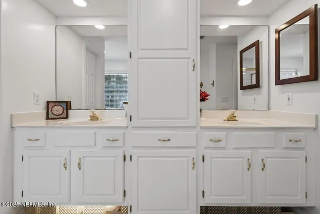 $999,900 | 53 Tallwood Road, Jacksonville Beach, FL 32250