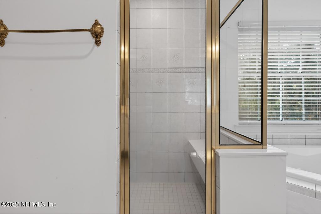 53 Tallwood Road Jacksonville Beach, FL 32250 - Photo 43 of 62 Primary bath