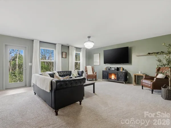 $389,000 | 422 Perry Lane, Marshville, NC 28103