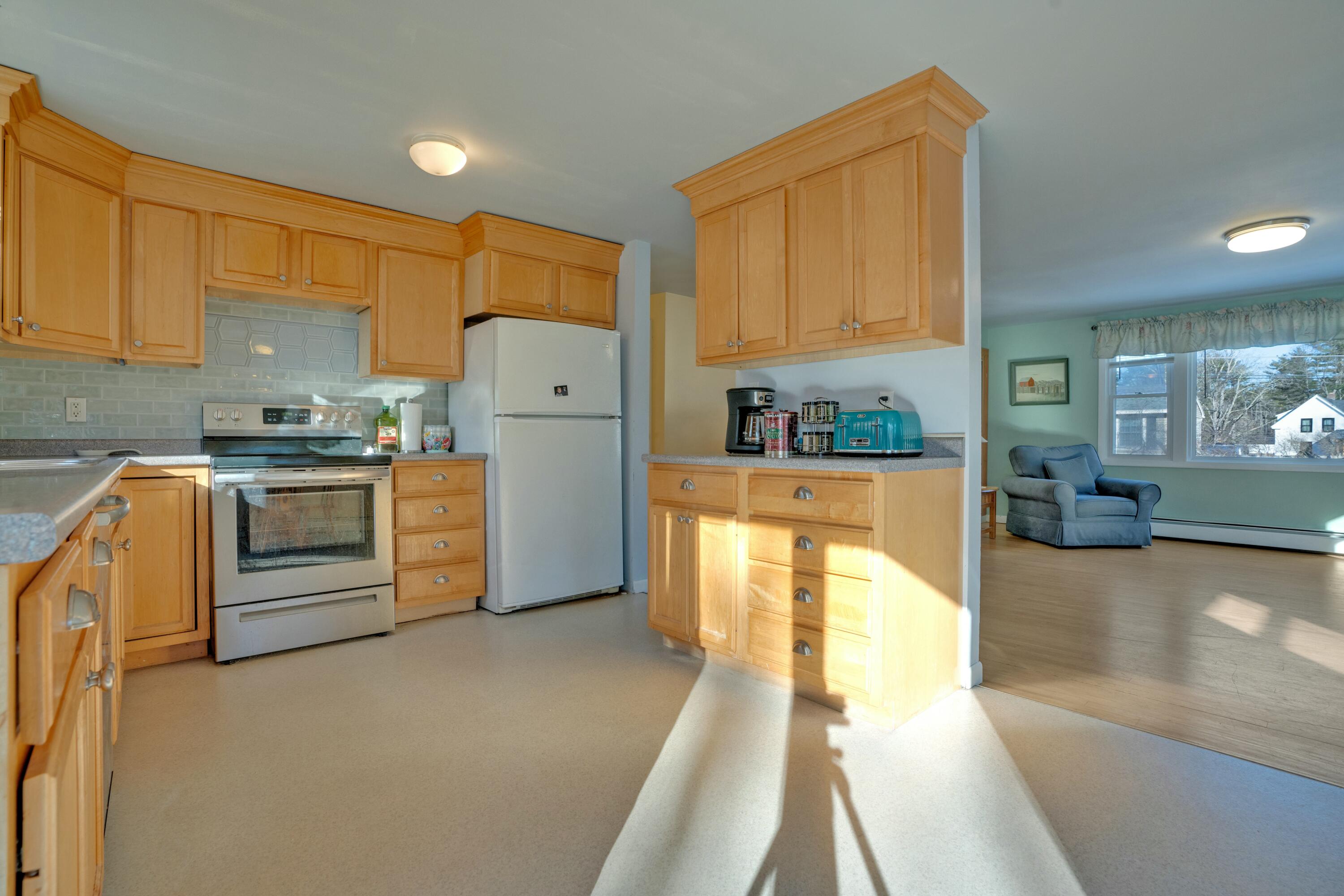 4 Spiro Avenue Gray, ME 04039 - Photo 11 of 29 kitchen