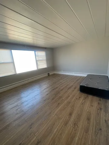 $145,000 | 2245 West Farwell Avenue, Unit 3B, Chicago, IL 60645