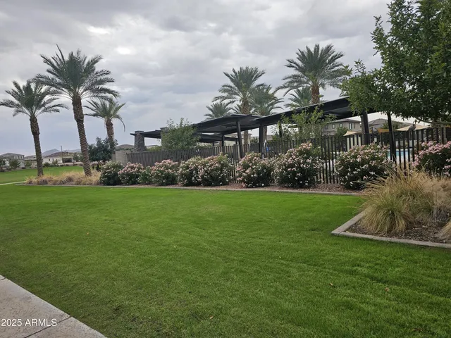a view of a tennis court