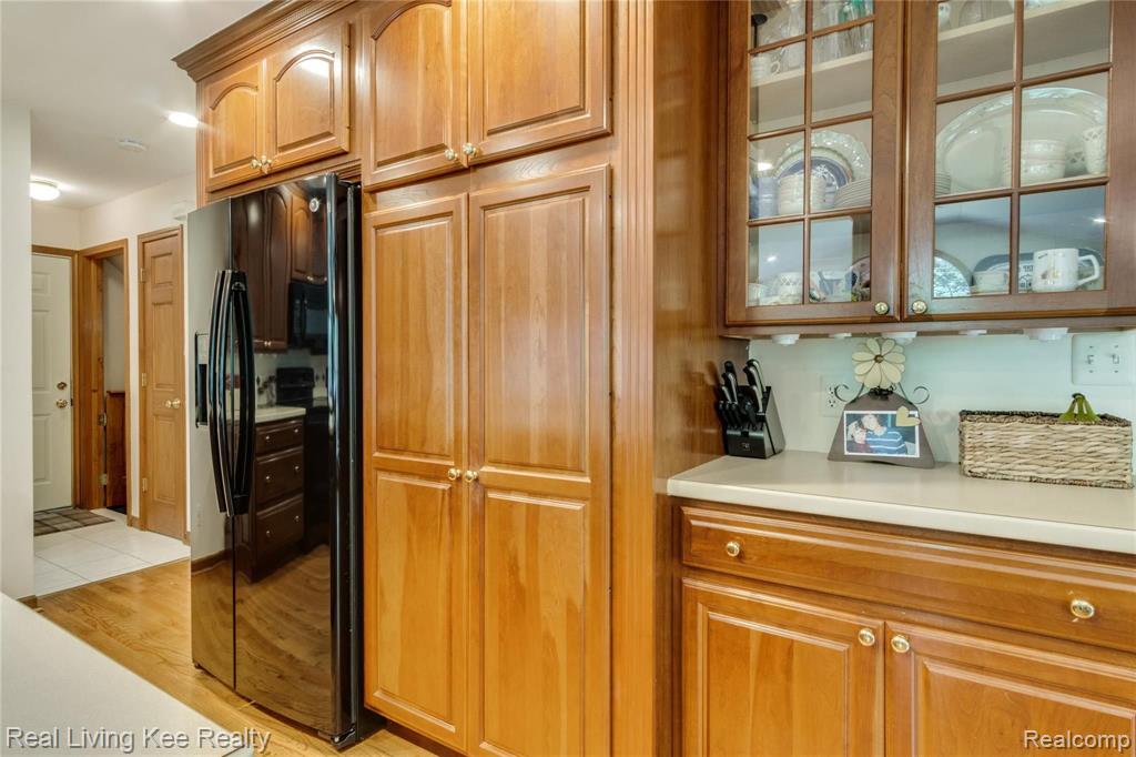 354 Texas Avenue Rochester Hills, MI 48309 - Photo 29 of 62