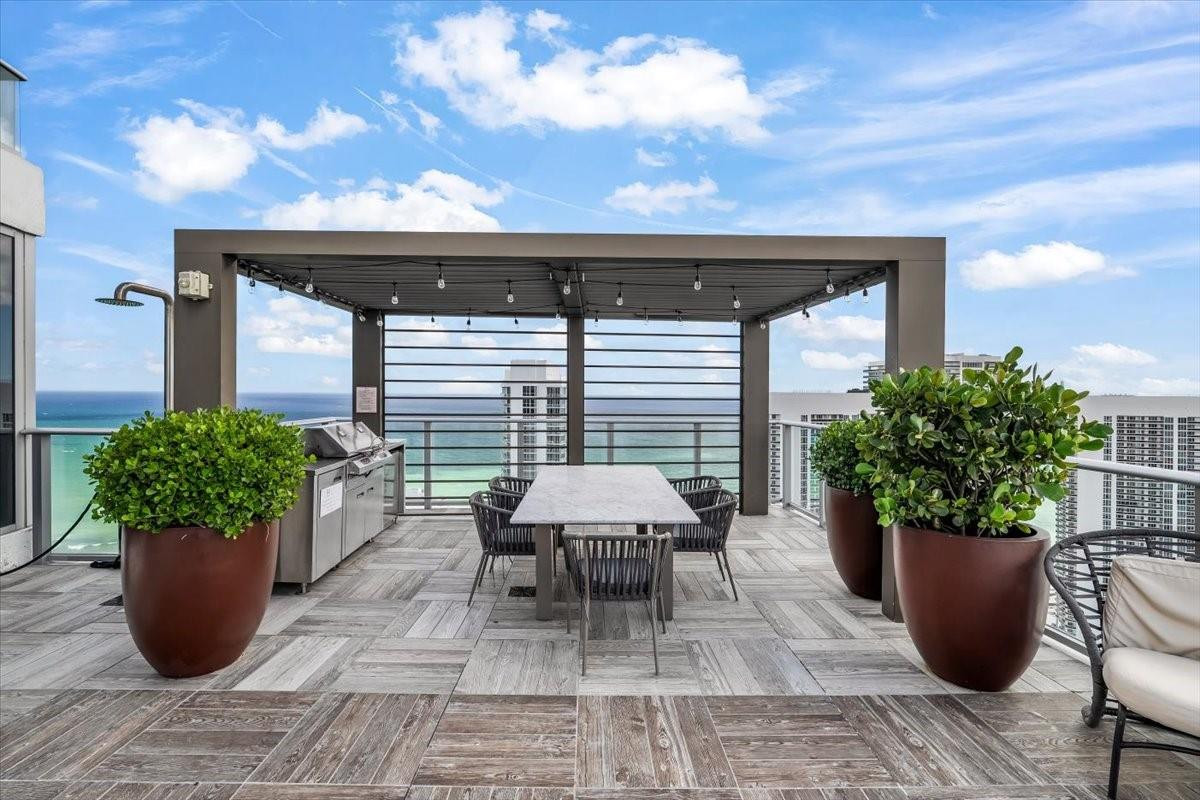 4010 South Ocean Drive, Unit R1102 Hollywood, FL 33019 - Photo 39 of 47 Photo 39