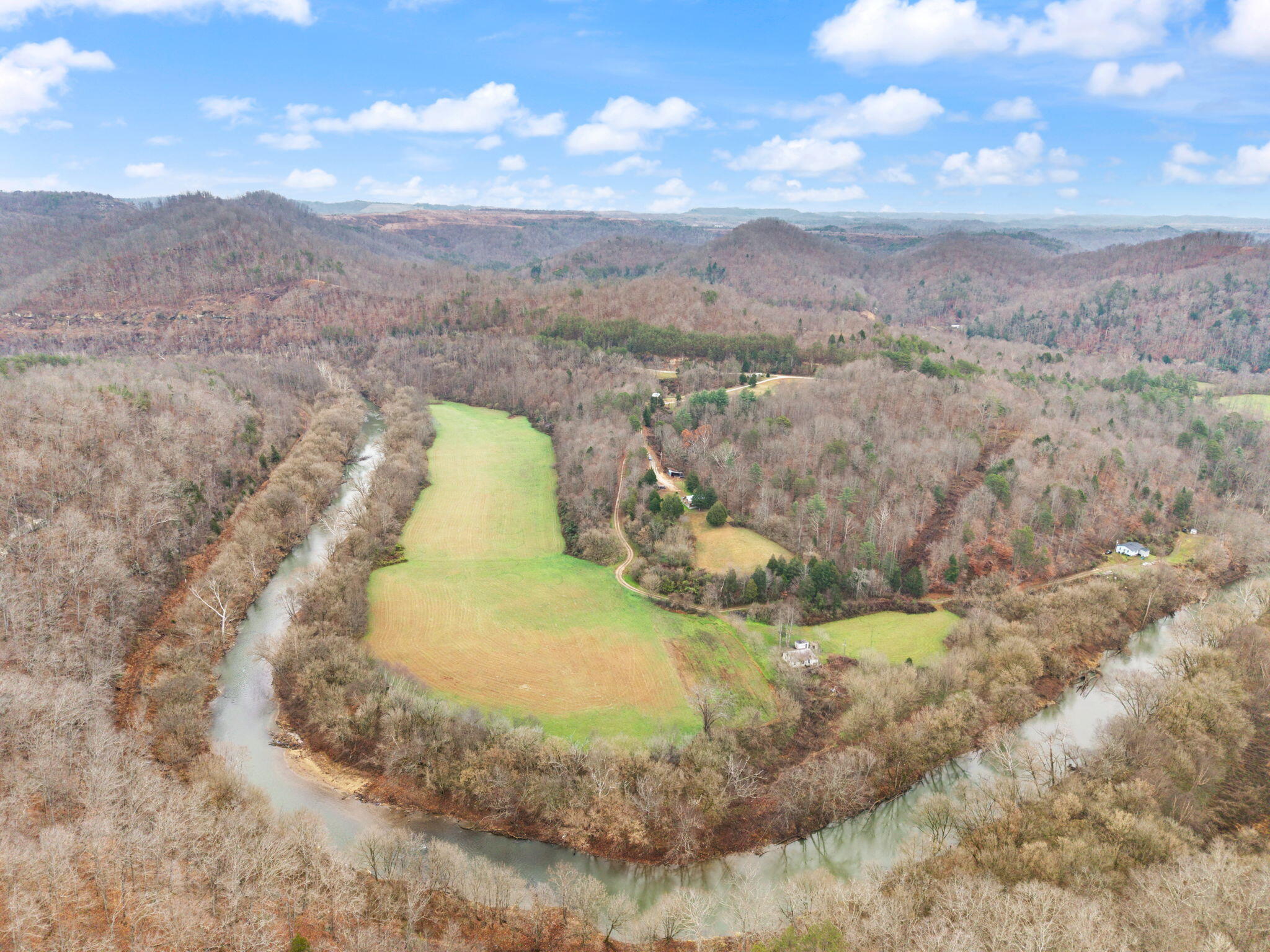 535 Ashana Road Jackson, KY 41339 - Photo 50 of 60 51-web-or-mls-DJI_20251125091458_0027_D