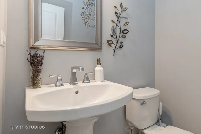 $524,900 | 3S281 Rockwell Street, Warrenville, IL 60555