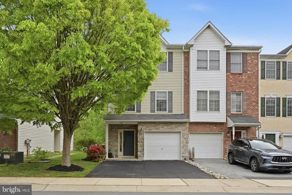 $489,900 | 121 Pumpkin Patch Lane, Hockessin, DE 19707